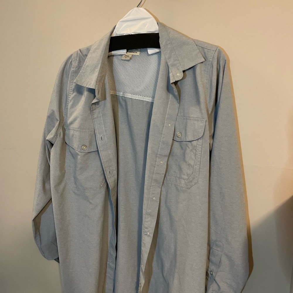 Filson light blue/gray button down